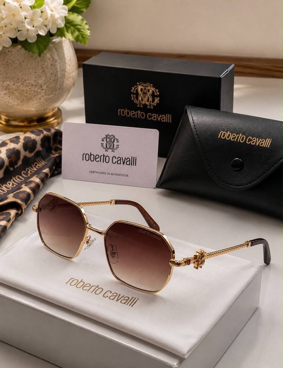 Roberto Cavalli – Lunettes de Soleil Élégance
