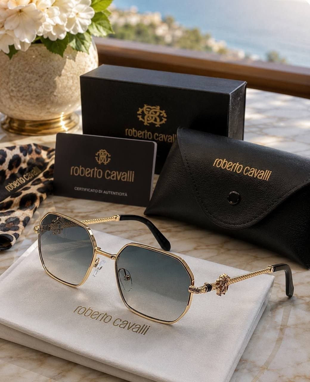 Roberto Cavalli – Lunettes de Soleil Élégance
