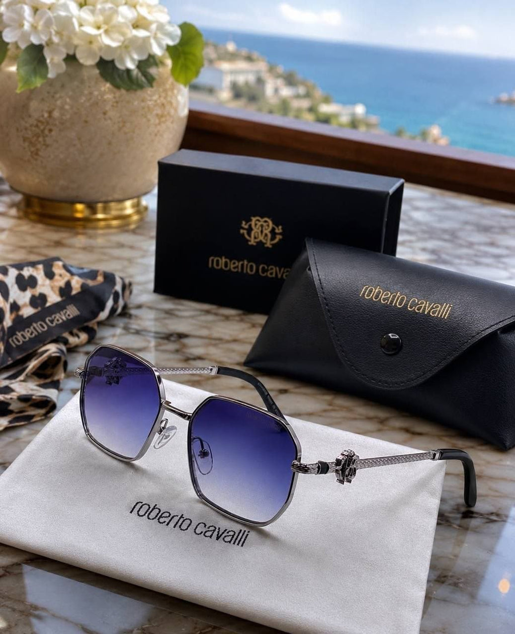 Roberto Cavalli – Lunettes de Soleil Élégance