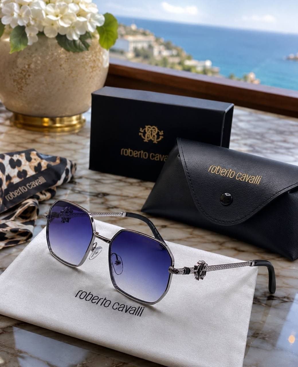 Roberto Cavalli – Lunettes de Soleil Élégance