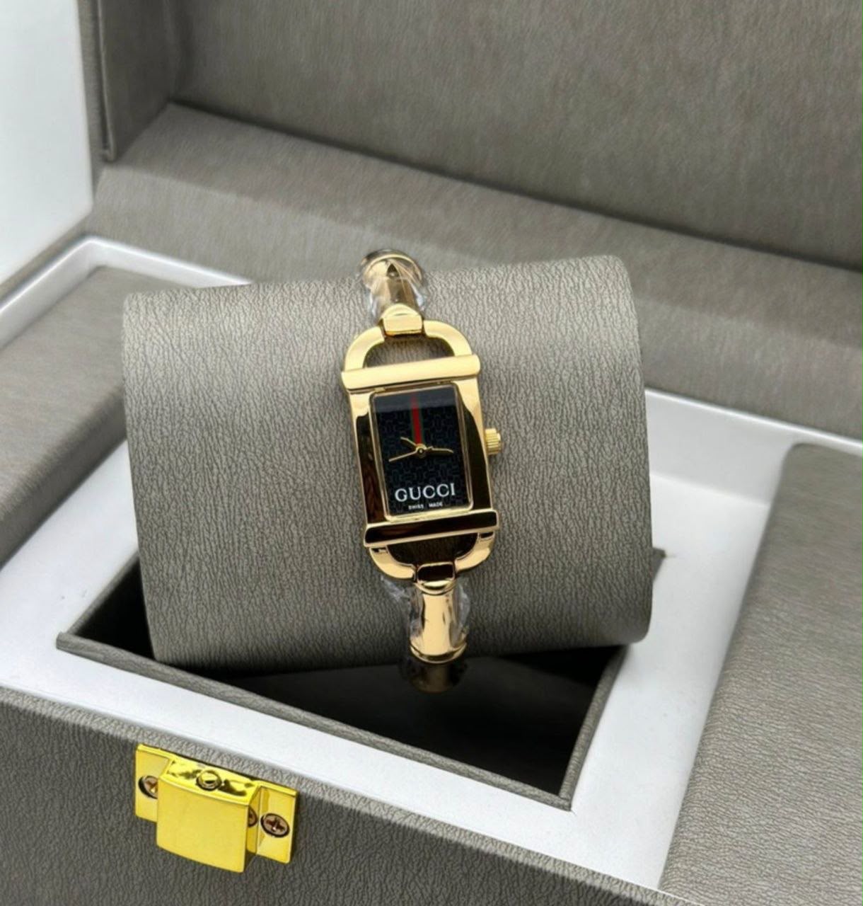 Montre Gucci Femme Élégance Intemporelle