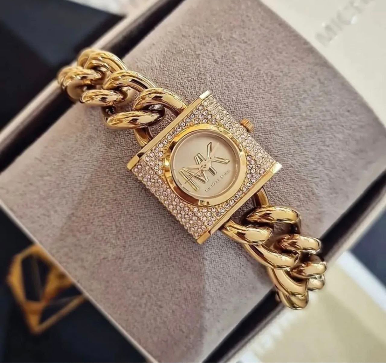 MICHAEL KORS -Montre bracelet chaîne Dorée