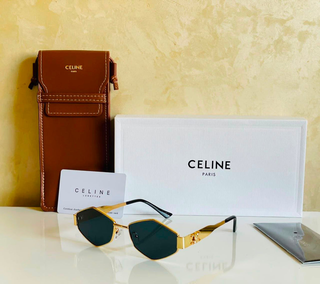 CELINE Oval Signature