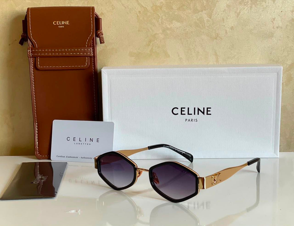 CELINE Oval Signature