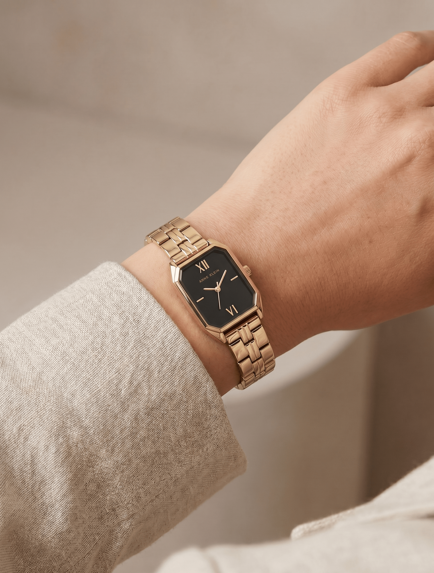 Octagonal Shaped Metal Bracelet Watch