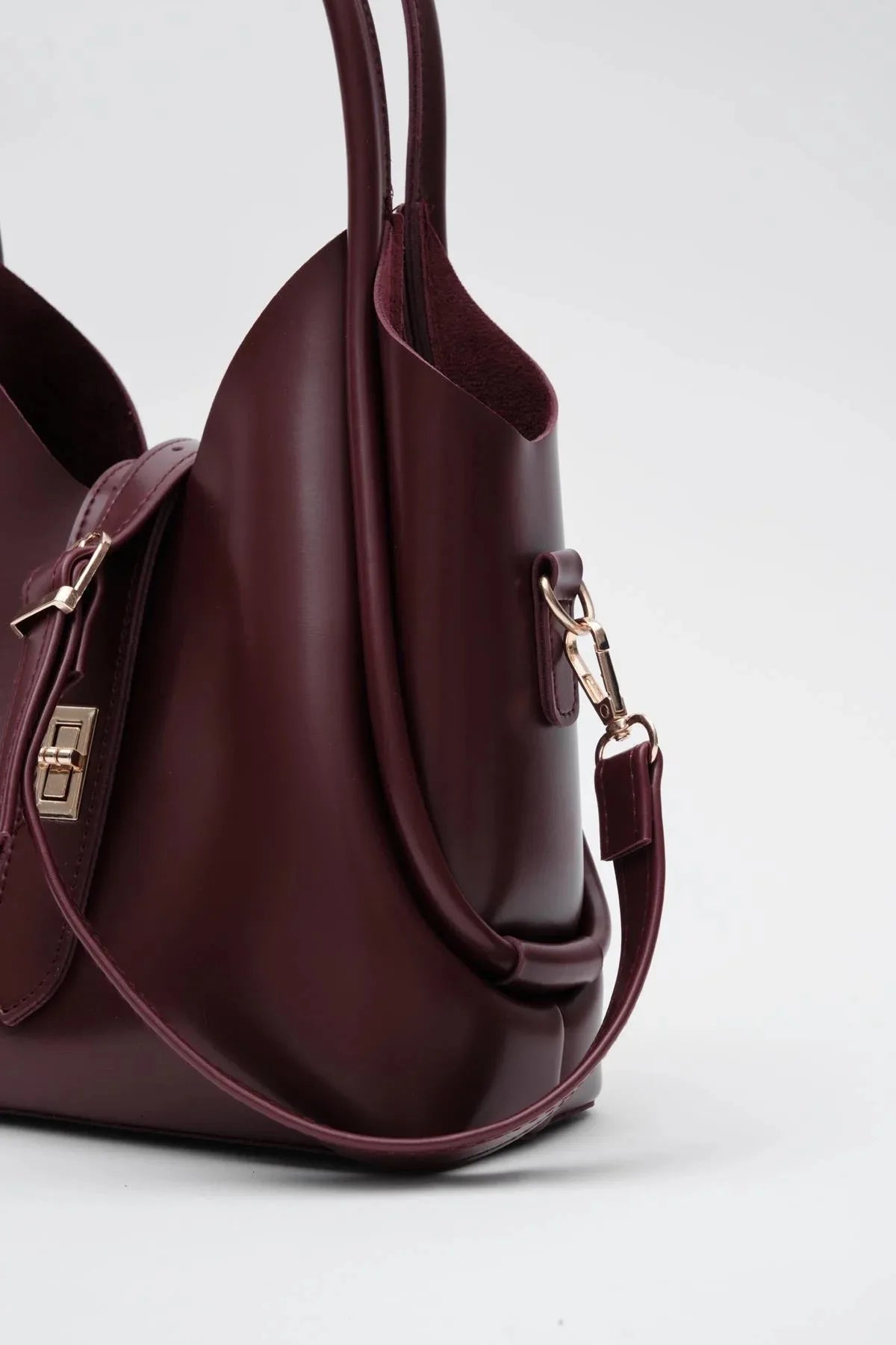 Sac à main élégant 2 en 1 avec pochette assortie