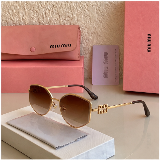Miu Miu Collection Premium