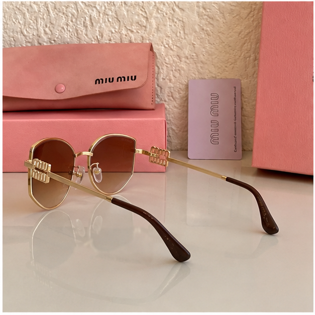 Miu Miu Collection Premium