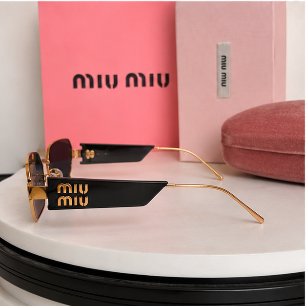 Miu Miu Collection Premium