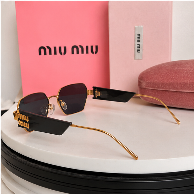 Miu Miu Collection Premium