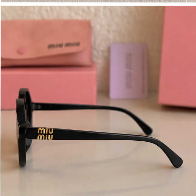 Miu Miu Collection Premium