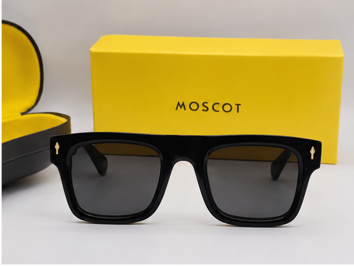 MOSCOT – Lunettes de Soleil Carrées Noir Élégance